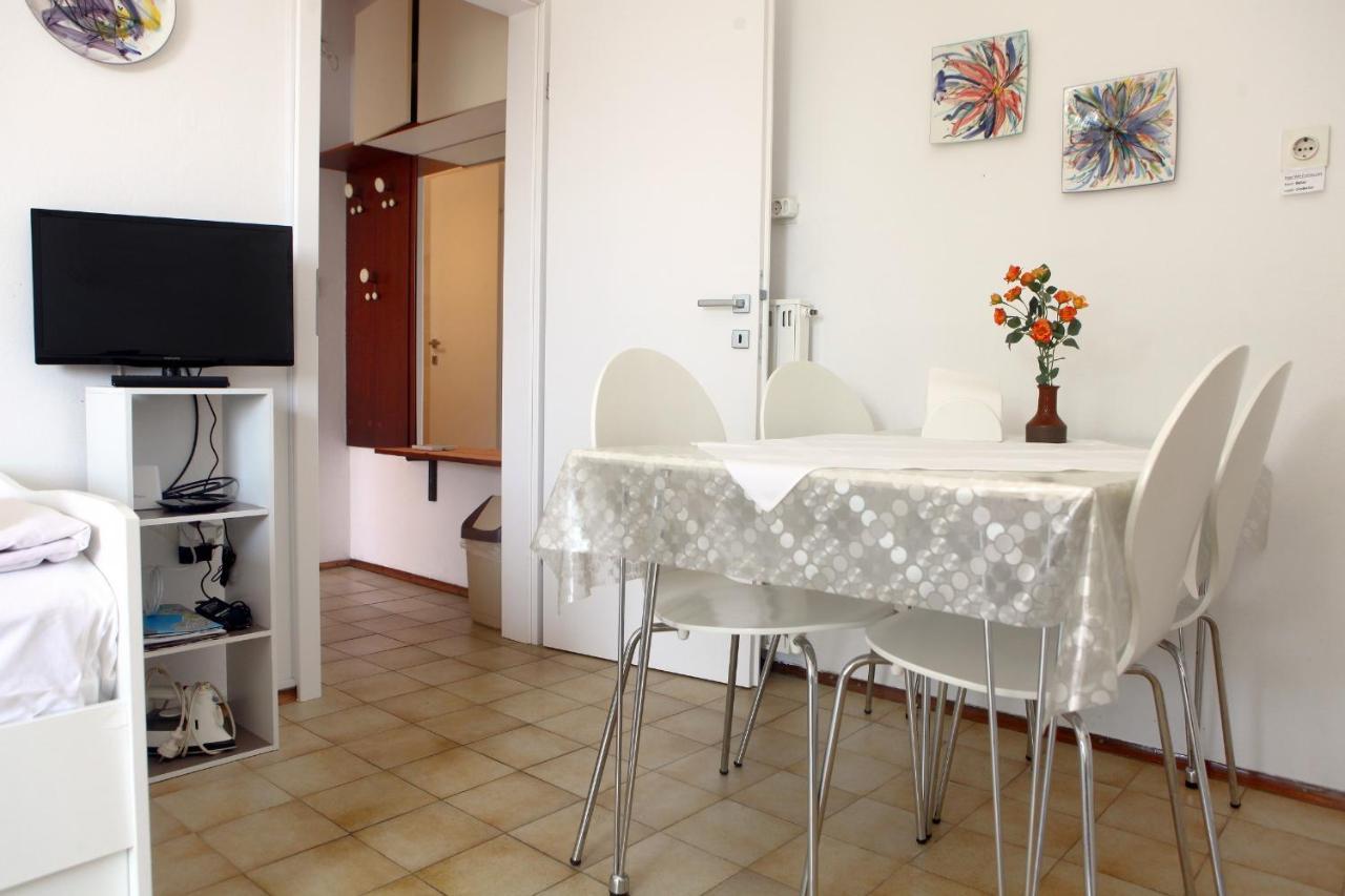Apartments Diana Bm Порторож Екстер'єр фото